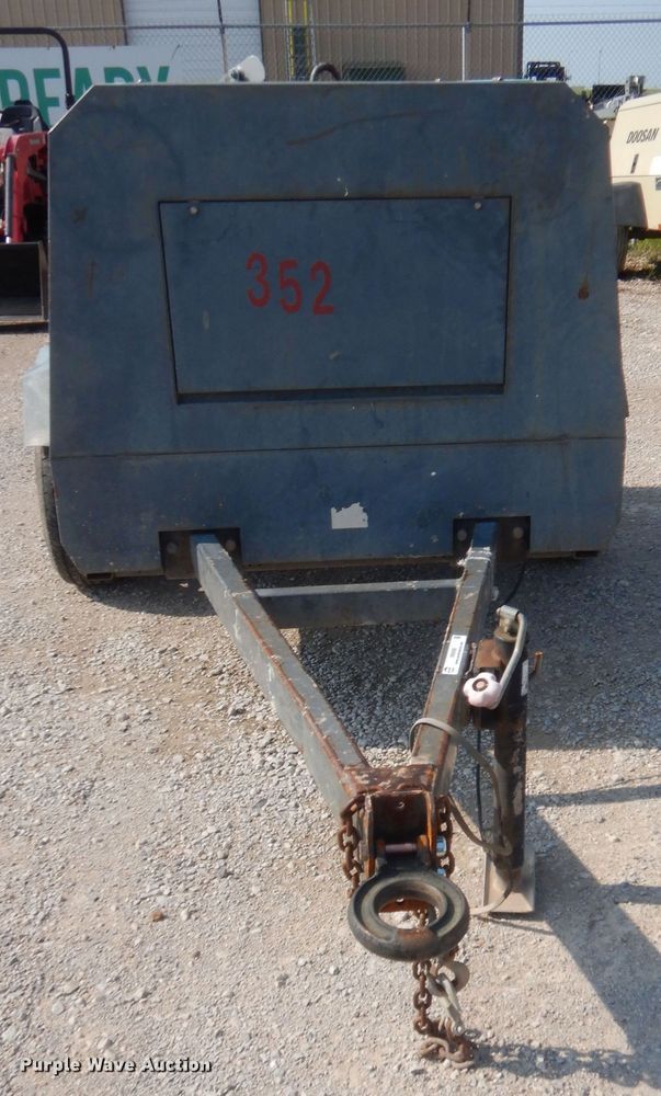 image for item IN9498 2008 Airman PDS185S  air compressor