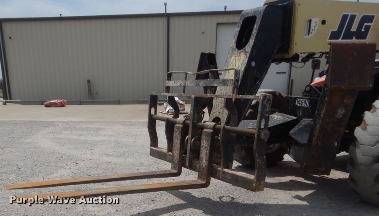 image for item IN9504 2015 JLG G10-43A  telehandler