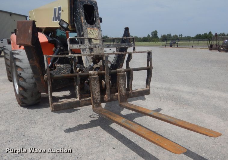 image for item IN9504 2015 JLG G10-43A  telehandler