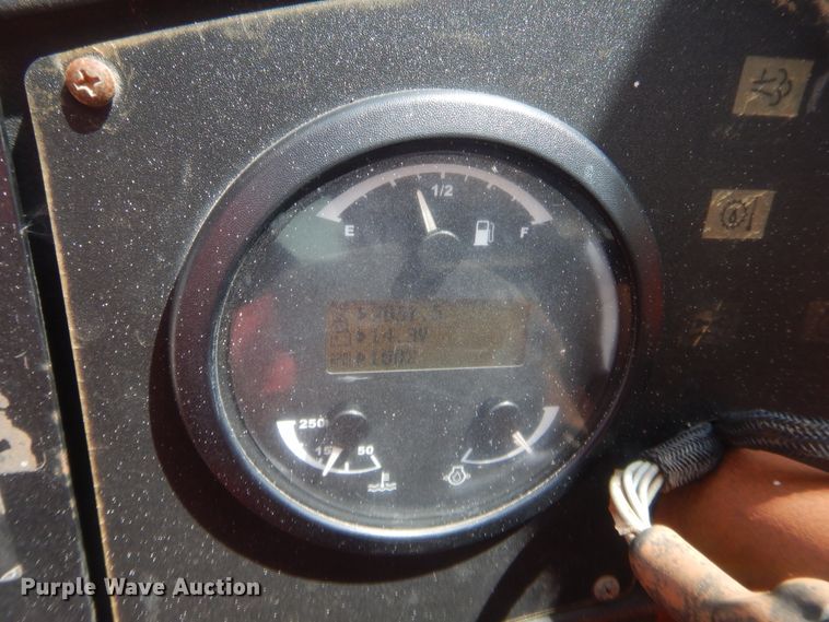 image for item IN9504 2015 JLG G10-43A  telehandler