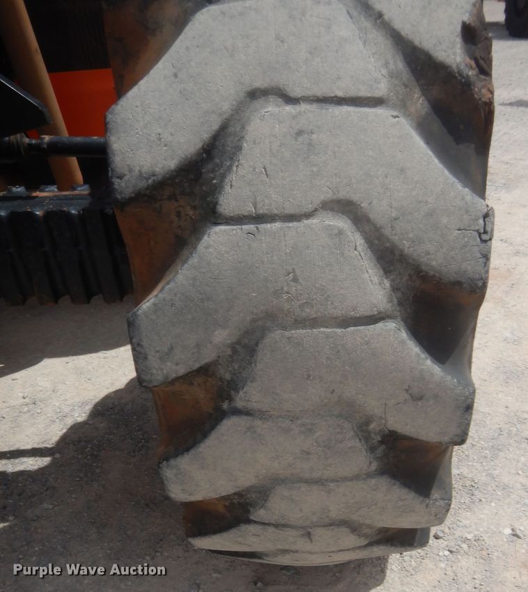 image for item IN9504 2015 JLG G10-43A  telehandler