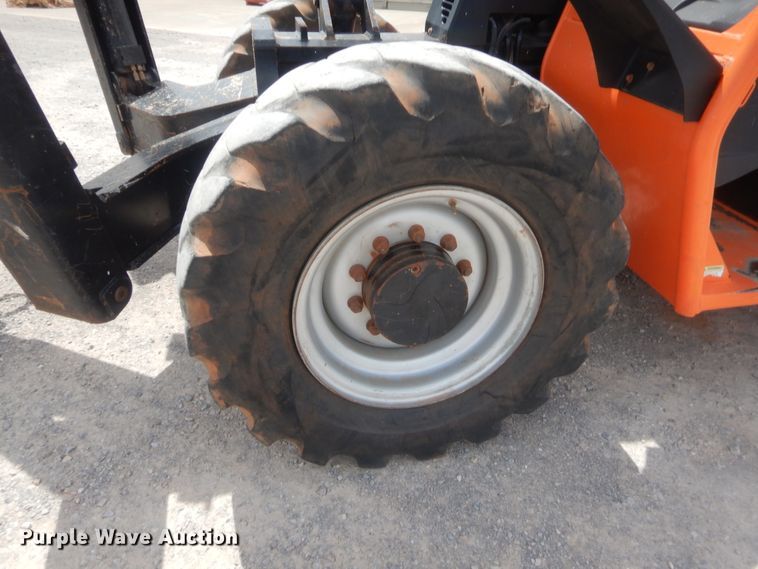image for item IN9504 2015 JLG G10-43A  telehandler