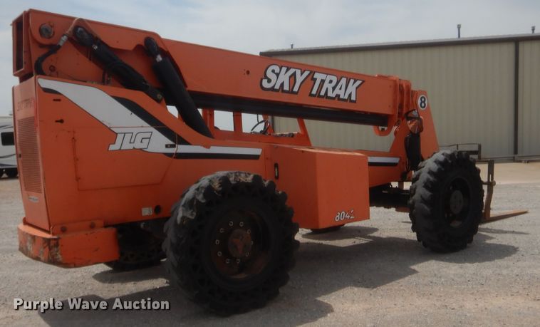 image for item IN9505 2005 SkyTrack 8042  telehandler