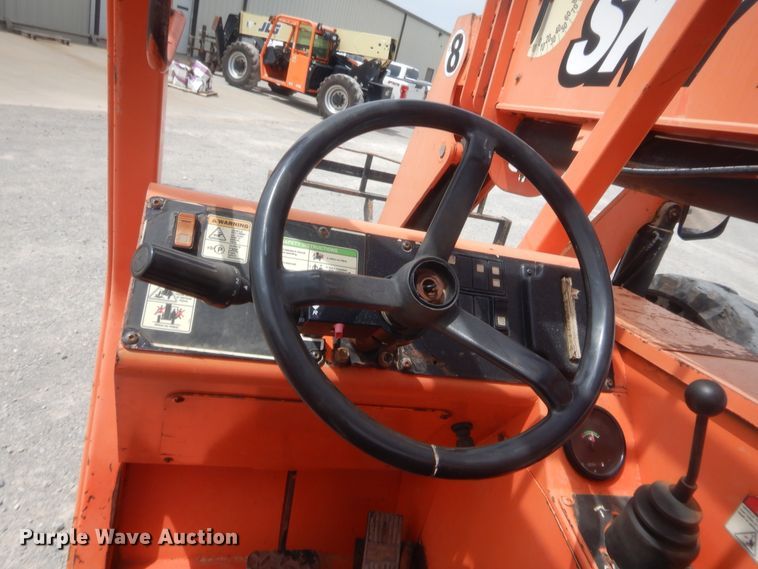 image for item IN9505 2005 SkyTrack 8042  telehandler