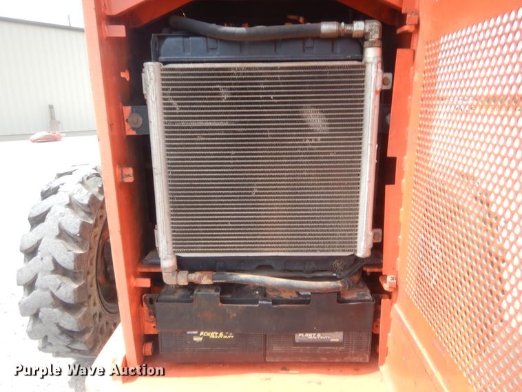 image for item IN9505 2005 SkyTrack 8042  telehandler