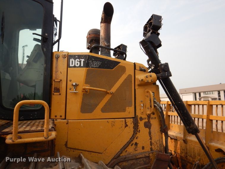 image for item IN9805 2013 Caterpillar D6T LGP  dozer