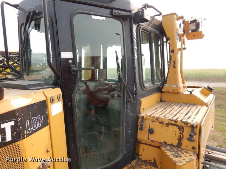 image for item IN9805 2013 Caterpillar D6T LGP  dozer