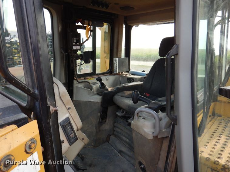 image for item IN9805 2013 Caterpillar D6T LGP  dozer
