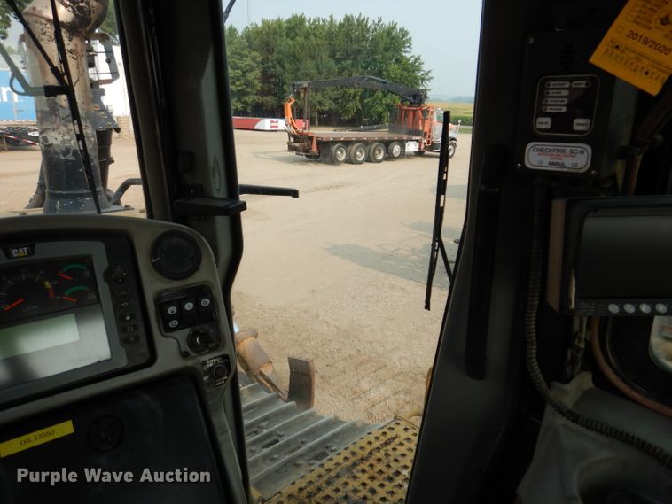 image for item IN9805 2013 Caterpillar D6T LGP  dozer