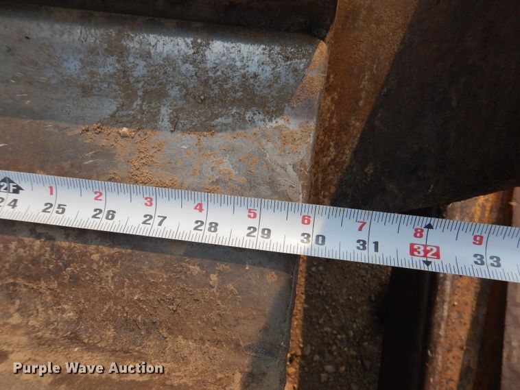 image for item IN9805 2013 Caterpillar D6T LGP  dozer