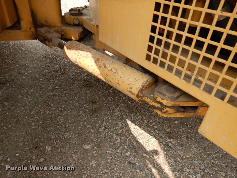 image for item IN9808 1998 Caterpillar CB634C  double drum vibratory roller