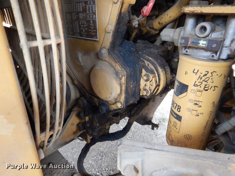 image for item IN9808 1998 Caterpillar CB634C  double drum vibratory roller