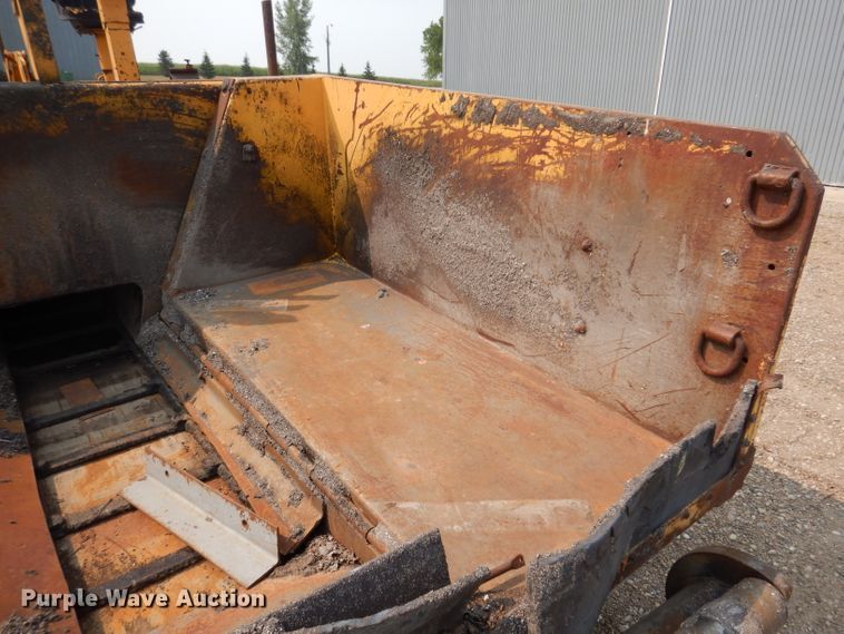 image for item IN9809 1996 Blaw Knox PF-5510  paver