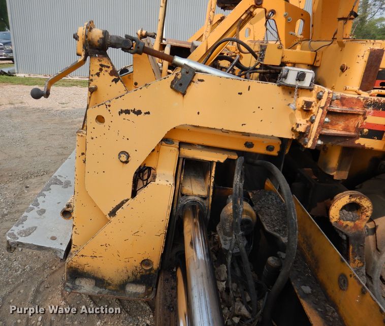 image for item IN9809 1996 Blaw Knox PF-5510  paver