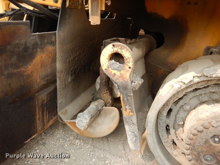 image for item IN9809 1996 Blaw Knox PF-5510  paver