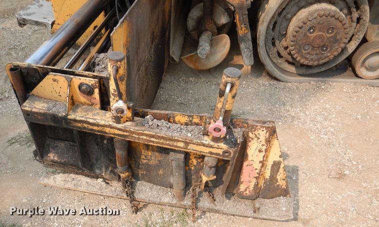 image for item IN9809 1996 Blaw Knox PF-5510  paver