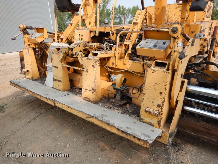 image for item IN9809 1996 Blaw Knox PF-5510  paver