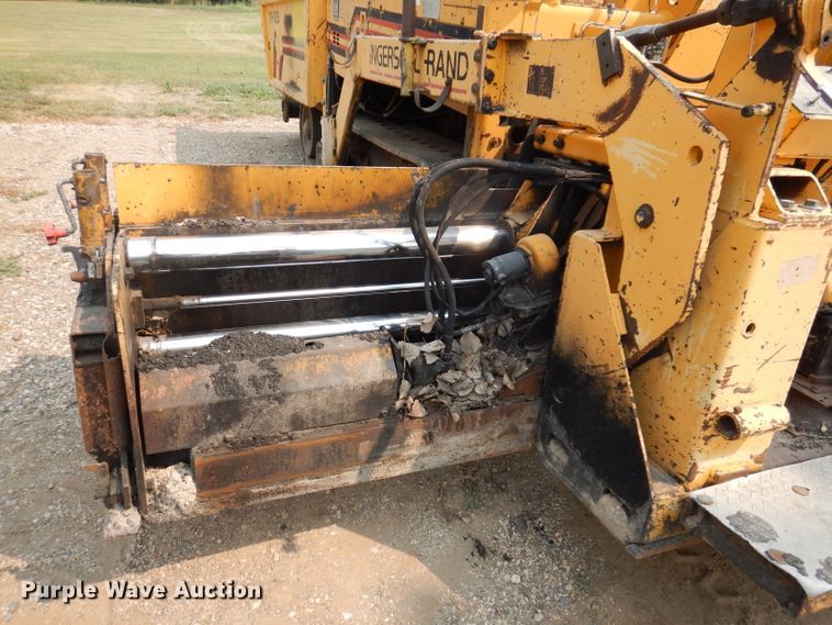 image for item IN9809 1996 Blaw Knox PF-5510  paver