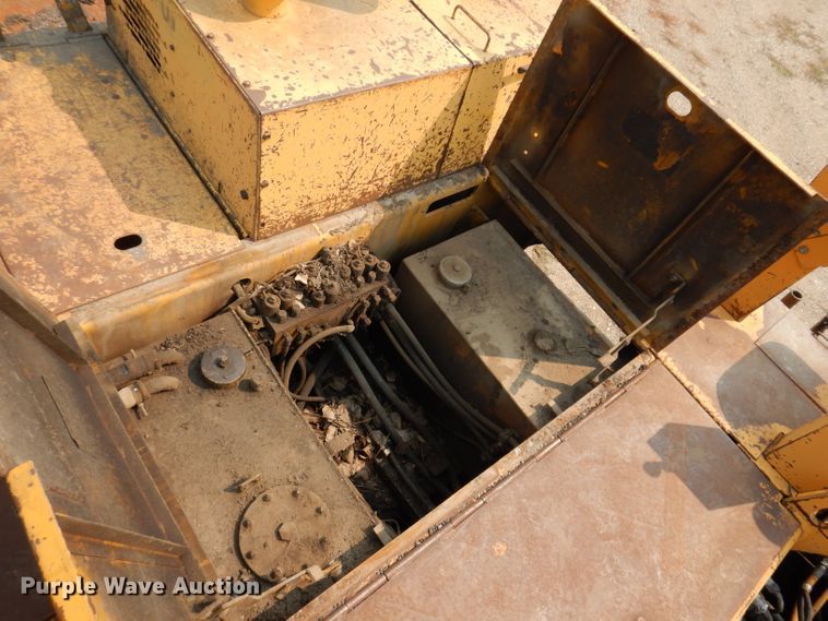 image for item IN9809 1996 Blaw Knox PF-5510  paver