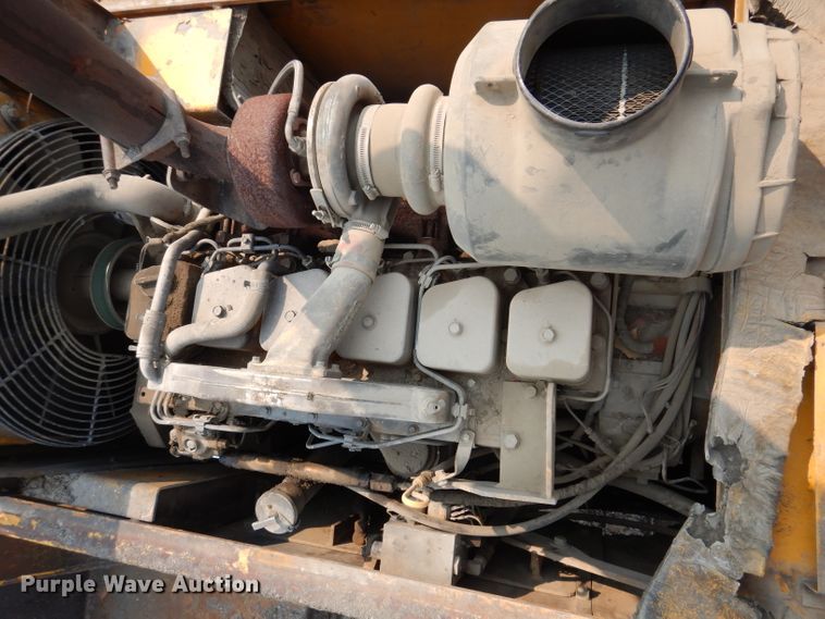 image for item IN9809 1996 Blaw Knox PF-5510  paver