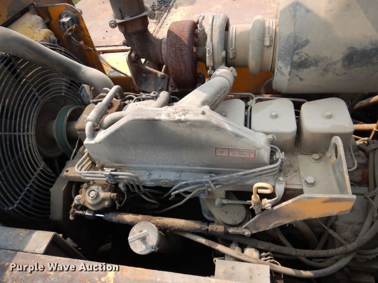 image for item IN9809 1996 Blaw Knox PF-5510  paver