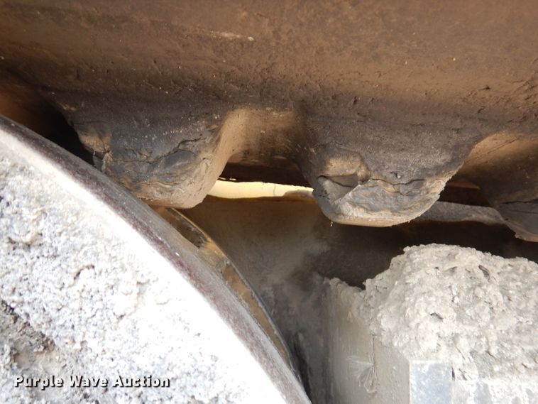 image for item IN9809 1996 Blaw Knox PF-5510  paver