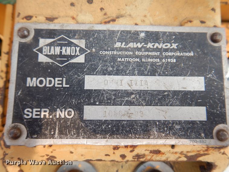 image for item IN9809 1996 Blaw Knox PF-5510  paver
