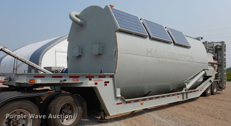 image for item IN9820 2012 Mertz Manufacturing PS-2500  sand silo trailer