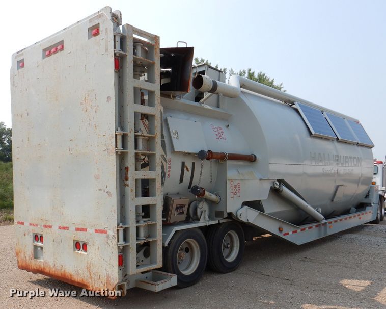 image for item IN9820 2012 Mertz Manufacturing PS-2500  sand silo trailer