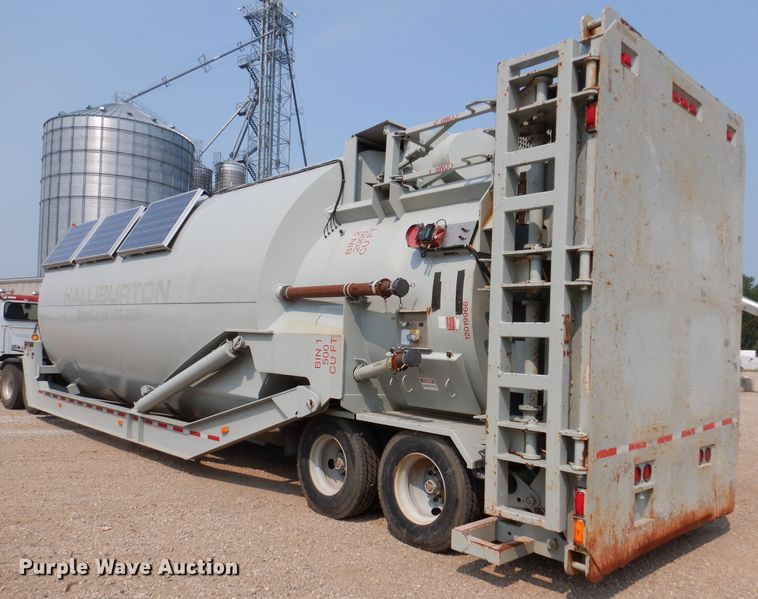 image for item IN9820 2012 Mertz Manufacturing PS-2500  sand silo trailer