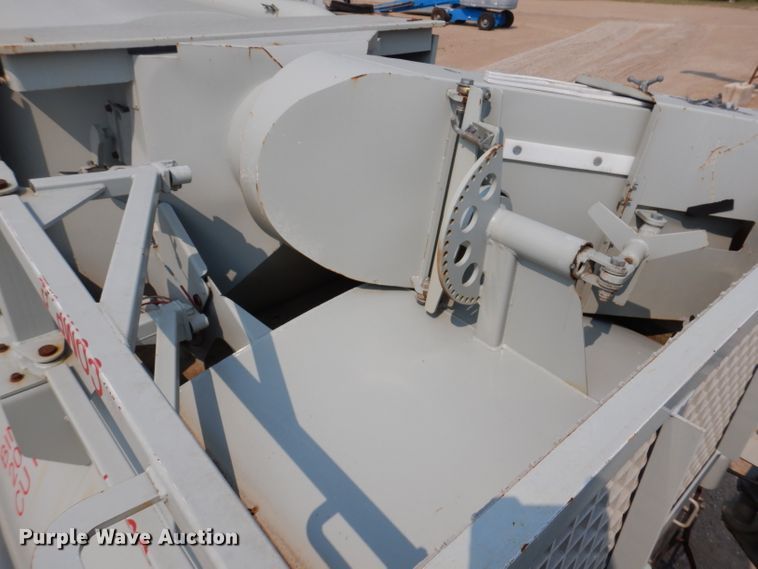 image for item IN9820 2012 Mertz Manufacturing PS-2500  sand silo trailer