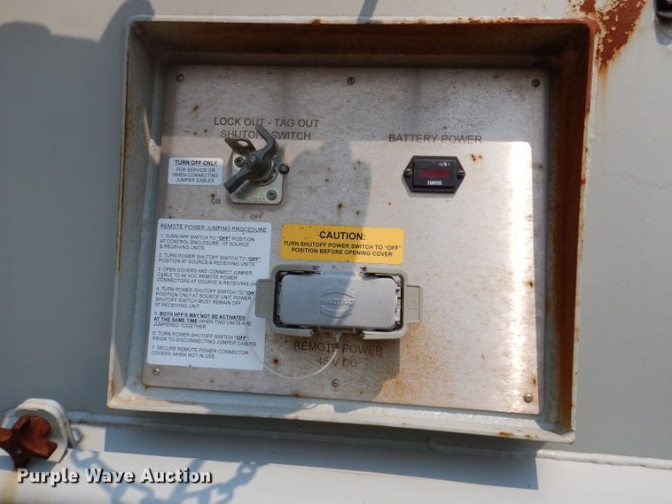 image for item IN9820 2012 Mertz Manufacturing PS-2500  sand silo trailer