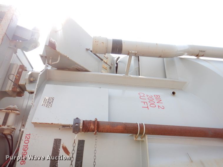 image for item IN9820 2012 Mertz Manufacturing PS-2500  sand silo trailer