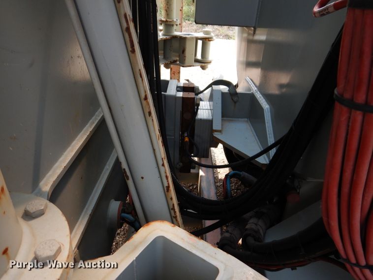 image for item IN9820 2012 Mertz Manufacturing PS-2500  sand silo trailer