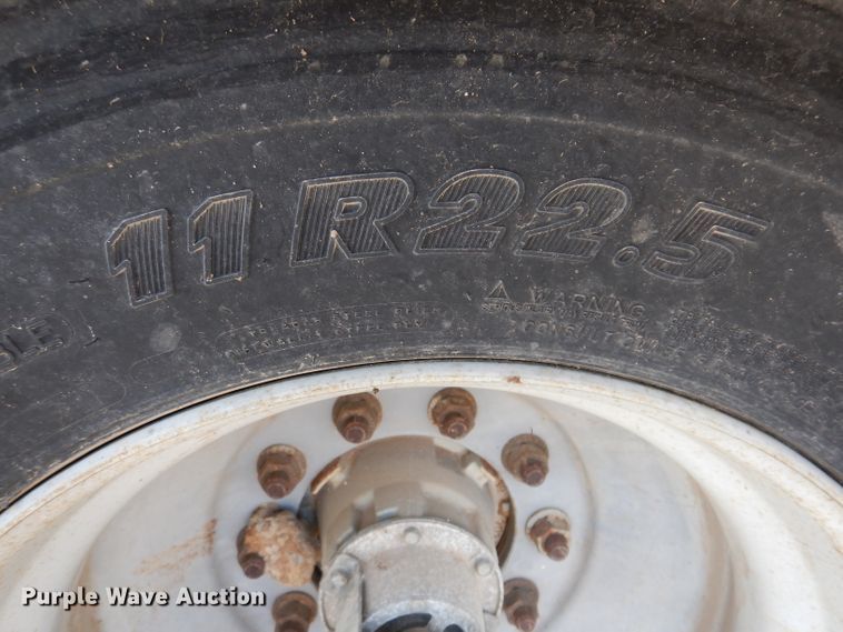 image for item IN9820 2012 Mertz Manufacturing PS-2500  sand silo trailer