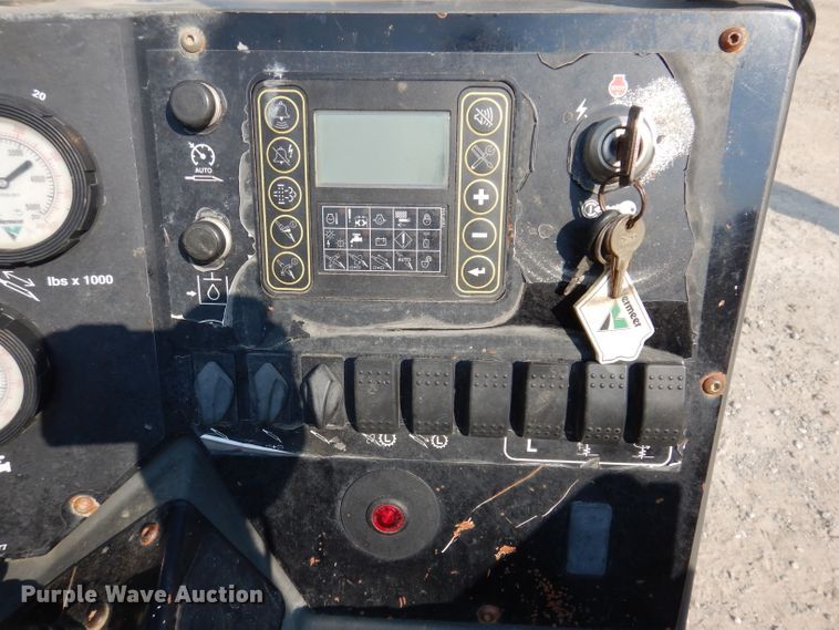 image for item IN9835 2013 Vermeer D20X22 Series II  Navigator directional boring unit