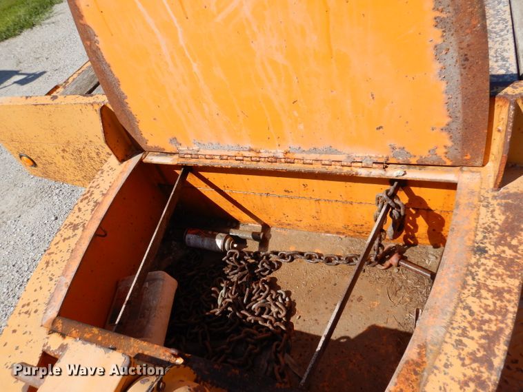 image for item IN9854 2005 Winston 40K  equipment trailer