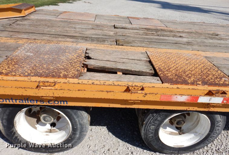 image for item IN9854 2005 Winston 40K  equipment trailer