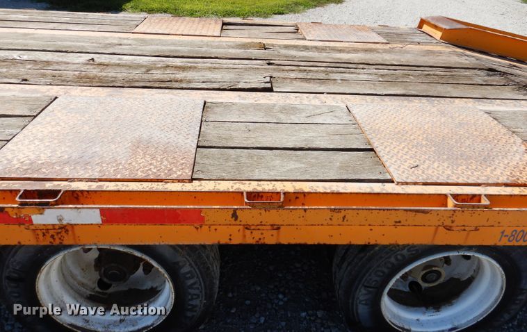 image for item IN9854 2005 Winston 40K  equipment trailer