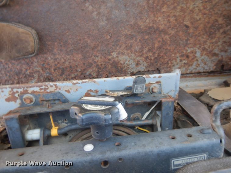 image for item IP9523 1986 John Deere 544D  wheel loader