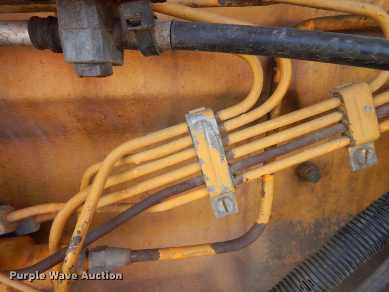 image for item IP9523 1986 John Deere 544D  wheel loader