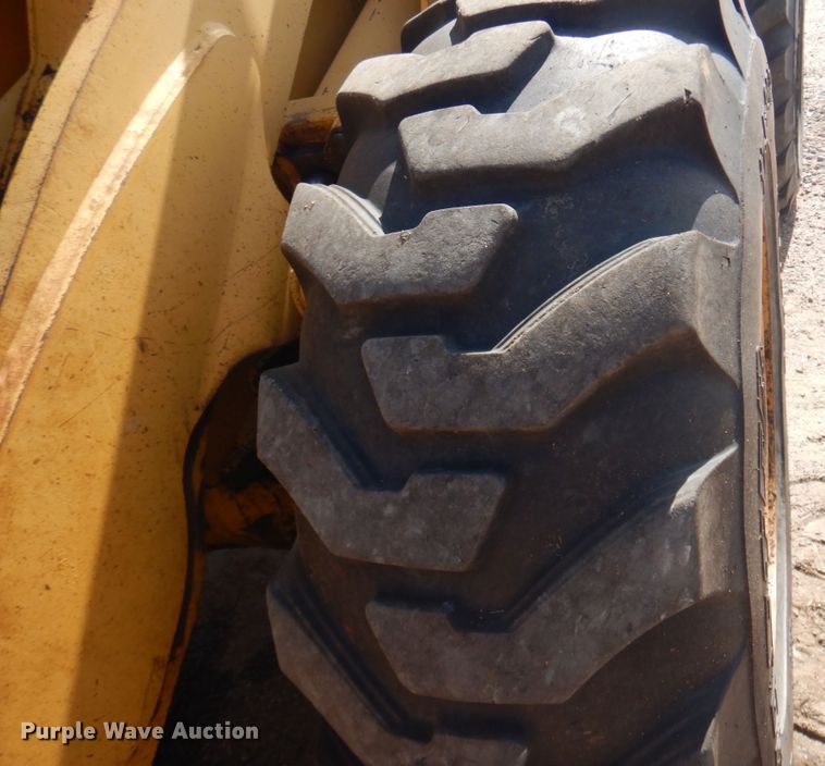 image for item IP9523 1986 John Deere 544D  wheel loader