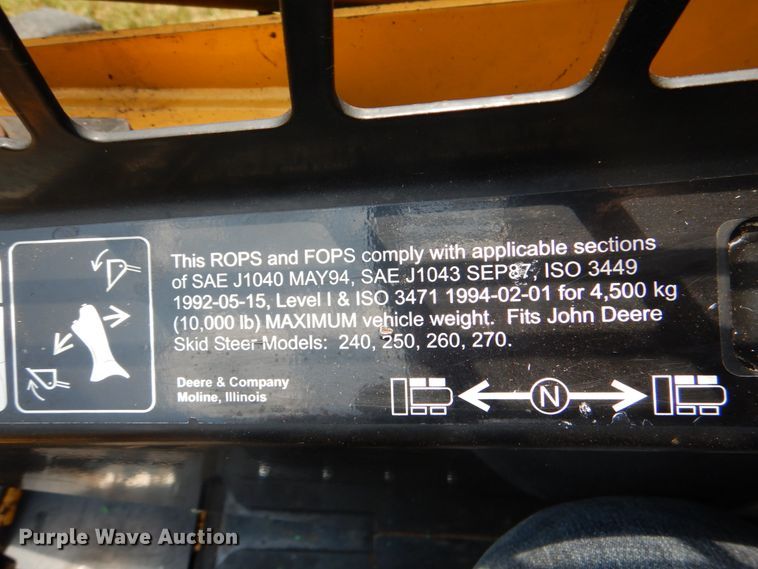 image for item IR9004 1999 John Deere 250  skid steer loader