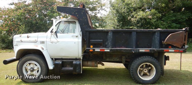 image for item IR9021 1990 Chevrolet C60  dump truck