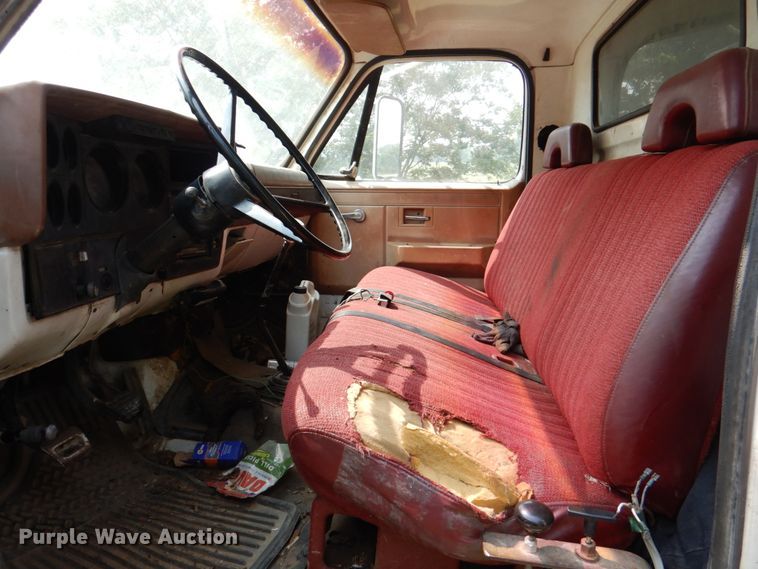 image for item IR9021 1990 Chevrolet C60  dump truck