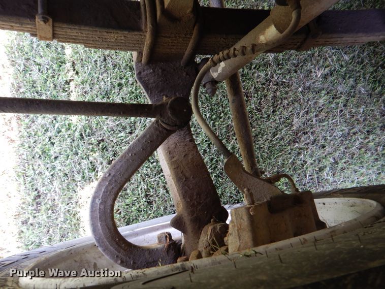 image for item IR9021 1990 Chevrolet C60  dump truck