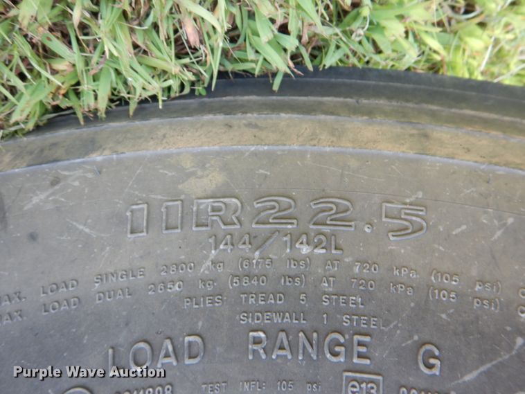 image for item IR9021 1990 Chevrolet C60  dump truck