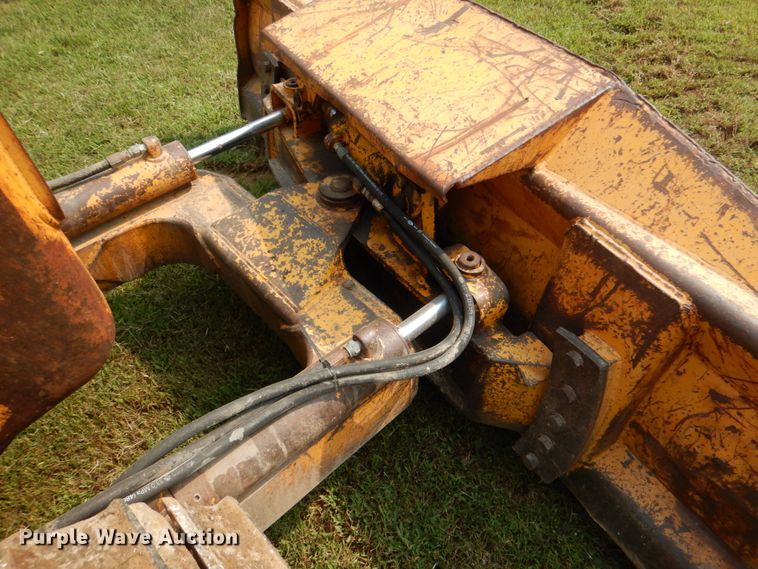 image for item IR9028 1979 John Deere JD450-C  dozer