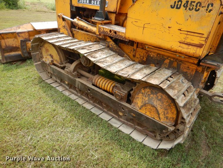 image for item IR9028 1979 John Deere JD450-C  dozer