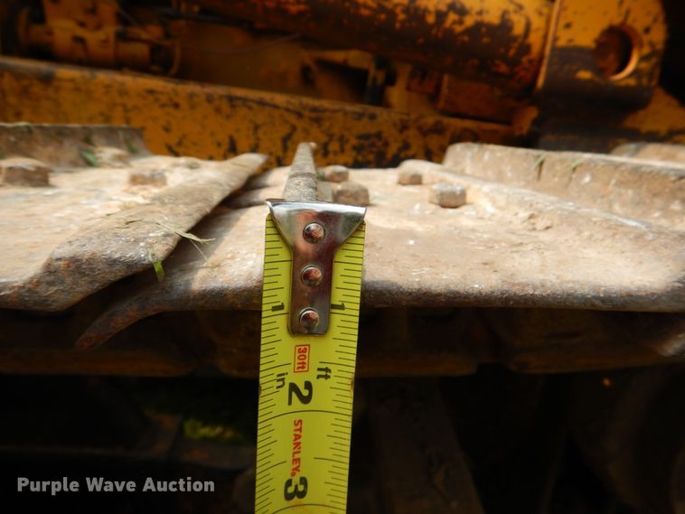 image for item IR9028 1979 John Deere JD450-C  dozer